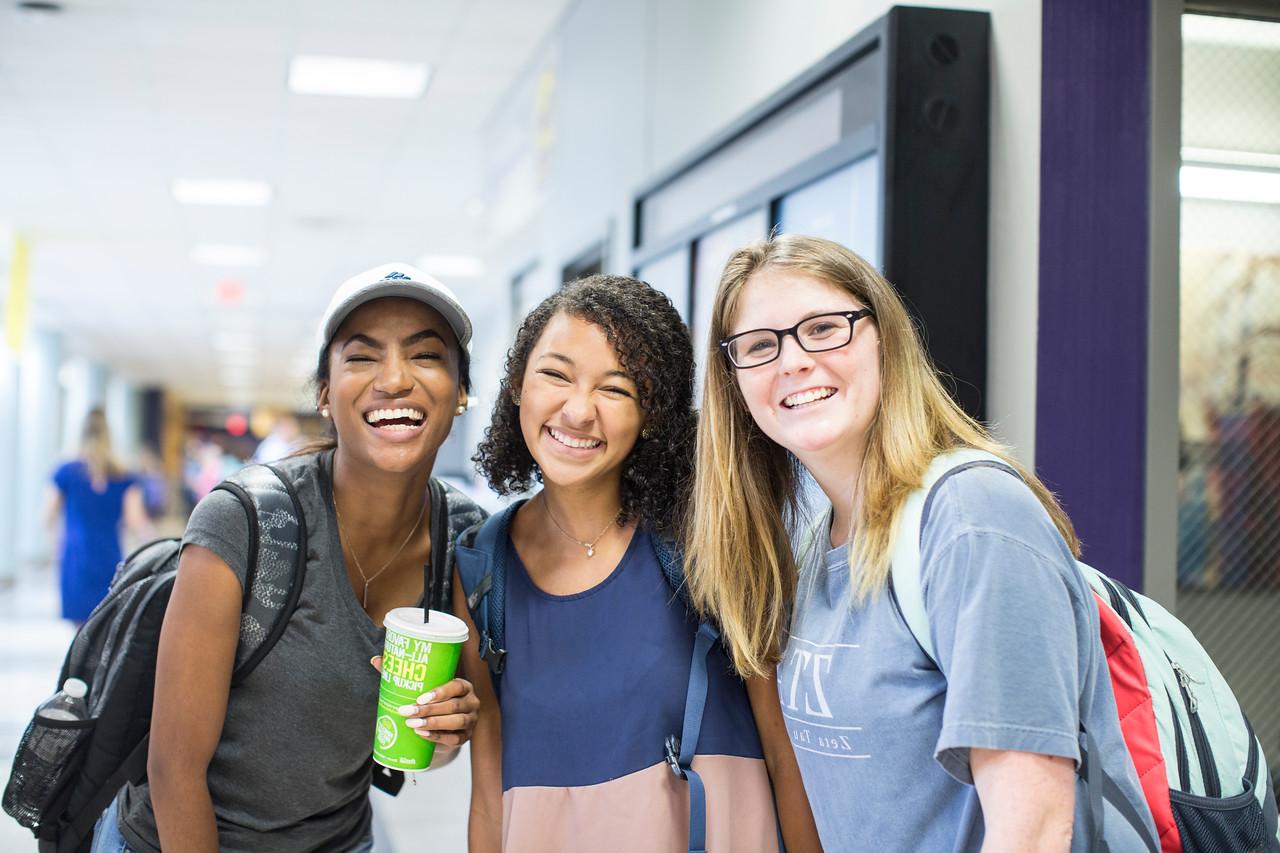 Students at the University of North Alabama.